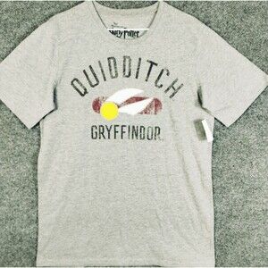 Harry Potter Quidditch Gryffindor Adult T-Shirt L Studio Tour London Embroidery